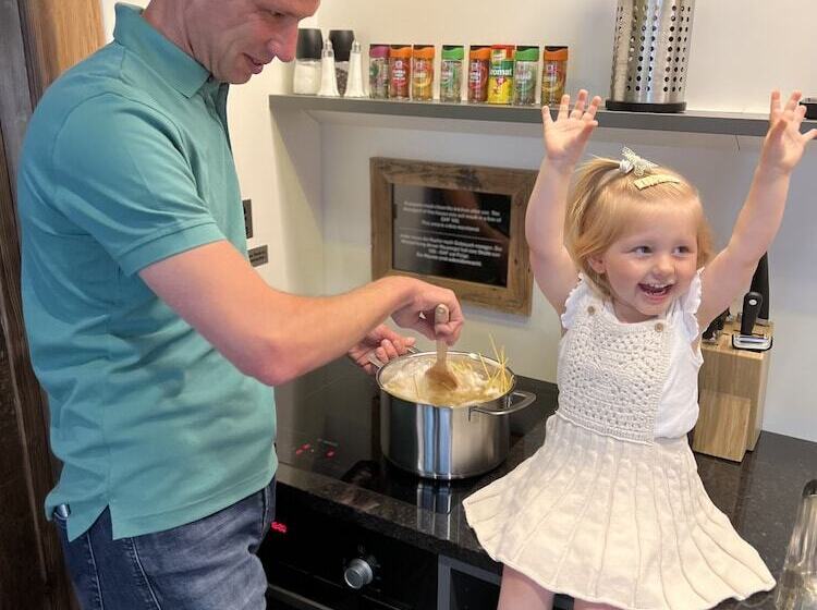 Отель Spannort Family Home With Common Kitchen And Self Check In