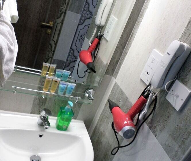 酒店 Sun City International