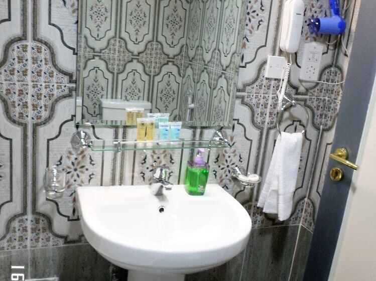 酒店 Sun City International