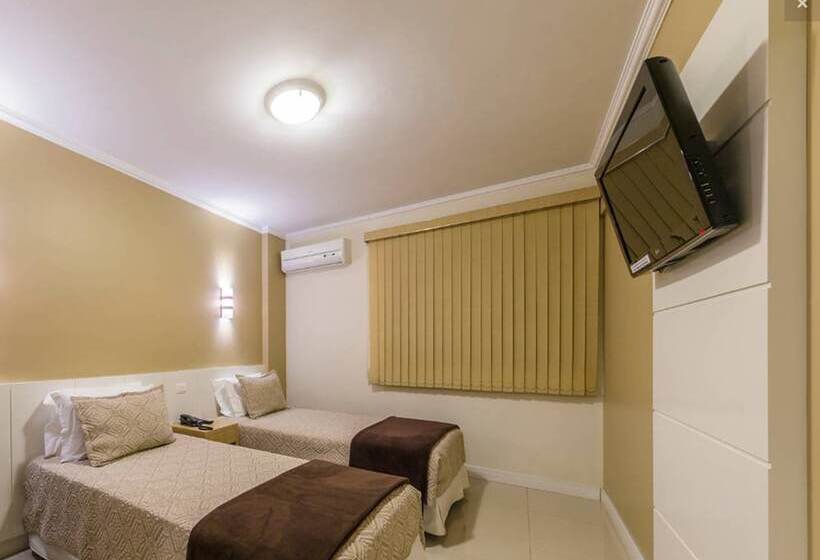 호텔 Thomasi Express  Londrina