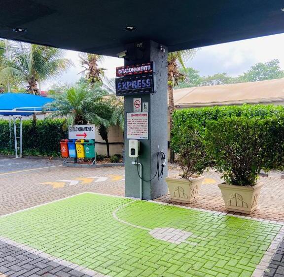 酒店 Thomasi Express