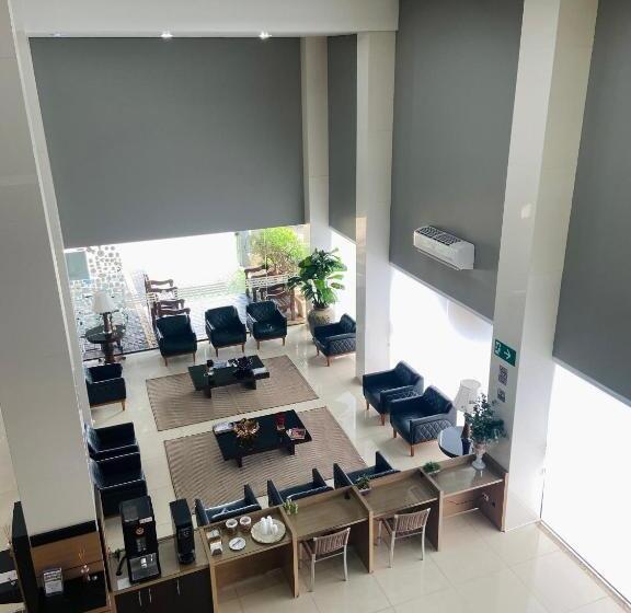 酒店 Thomasi Express