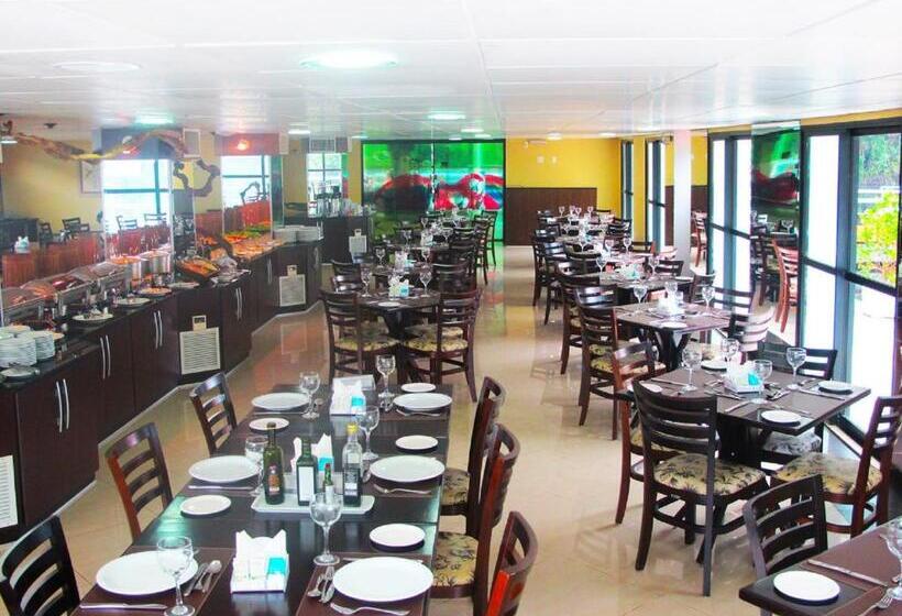 בית מלון כפרי Uiara Amazon Resort