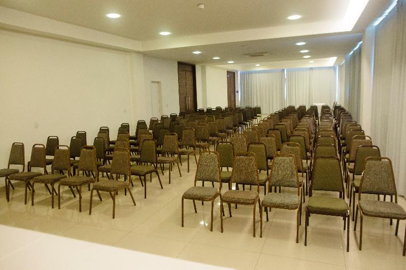 Отель Rede Andrade Vela Branca