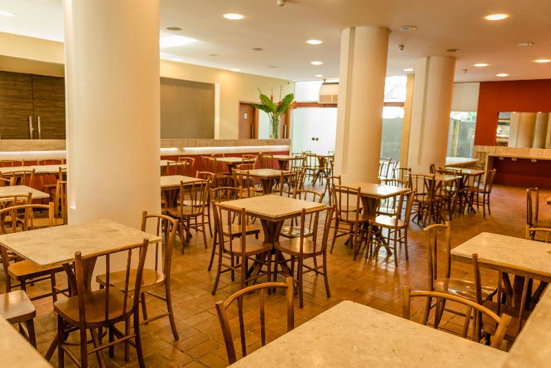 Отель Rede Andrade Vela Branca