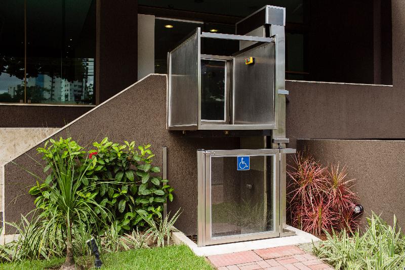 Отель Rede Andrade Vela Branca