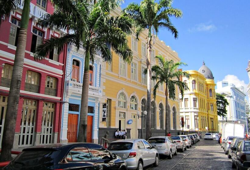 Отель Rede Andrade Vela Branca