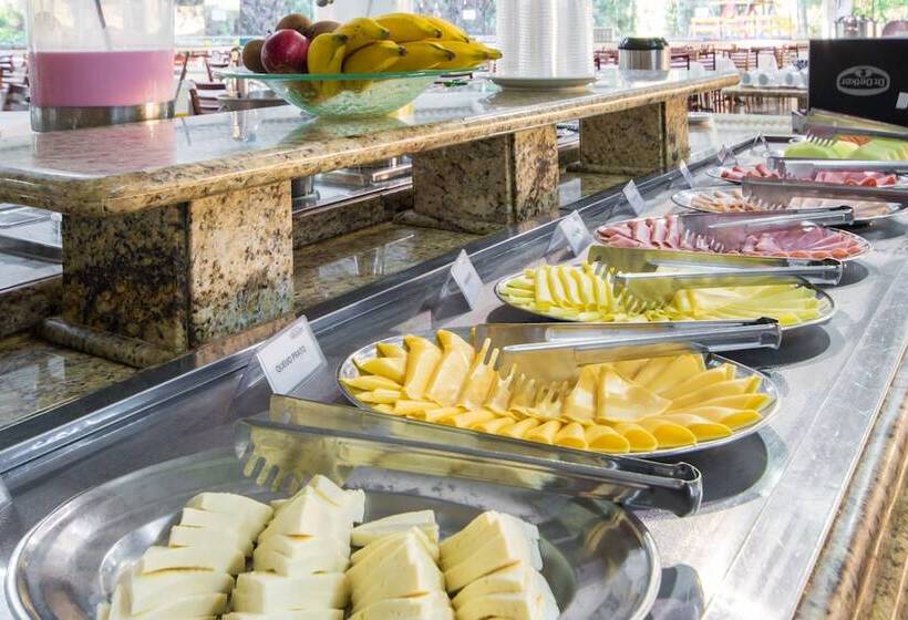 ホテル Vilage Inn All Inclusive Poços de Caldas
