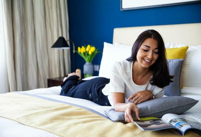 هتل Voco Dubai, An Ihg