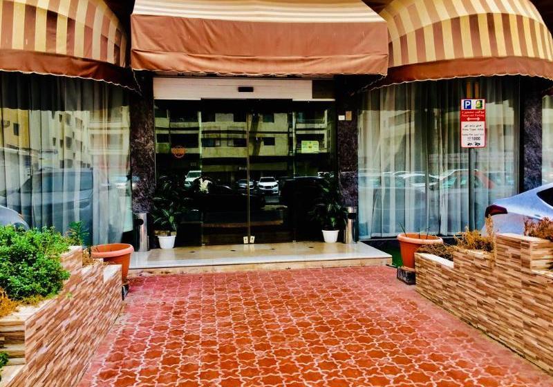 בית מלון כפרי Prime Tower