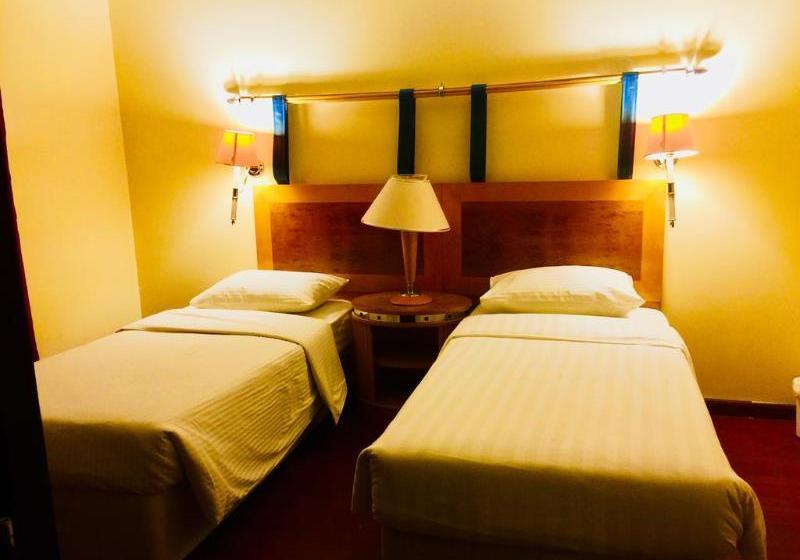 בית מלון כפרי Prime Tower