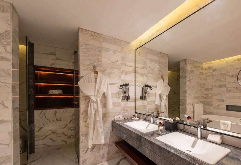 Ramada Hotel & Suites By Wyndham Al Qassim