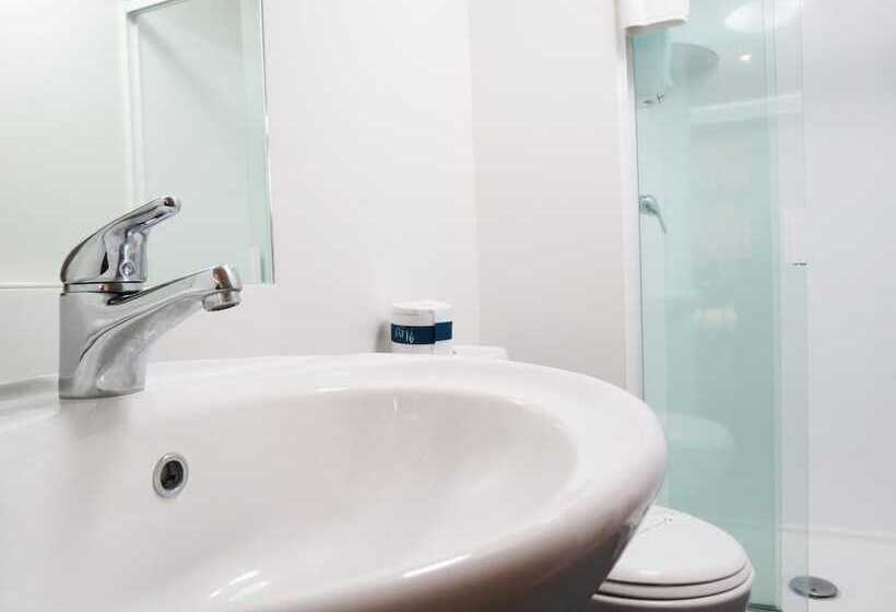 Tetra Serviced Apartments By Castle