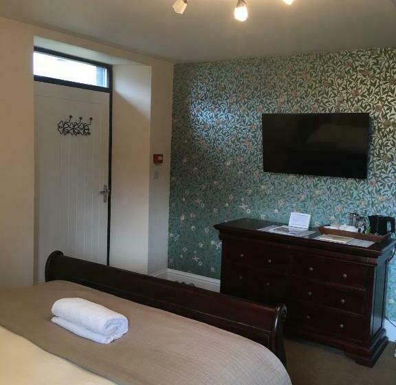 هاستل The Ship Inn