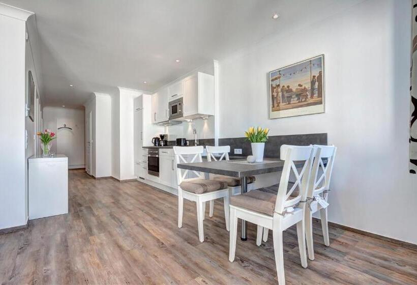 Aparthotel Villa Lea