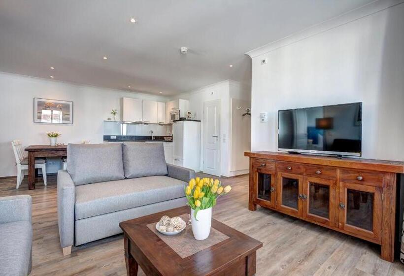 Aparthotel Villa Lea