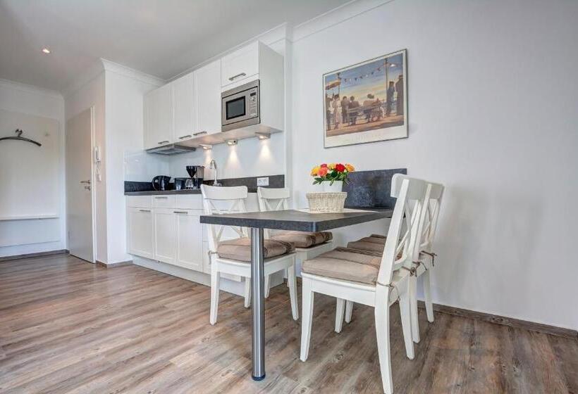 Aparthotel Villa Lea