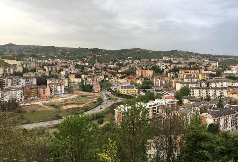 تختخواب و صبحانه 85centro