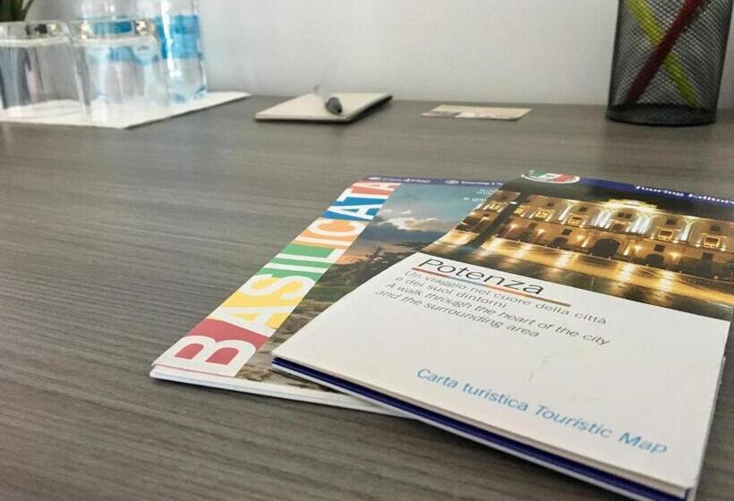 تختخواب و صبحانه 85centro