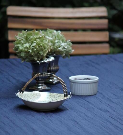 تختخواب و صبحانه Artagnan