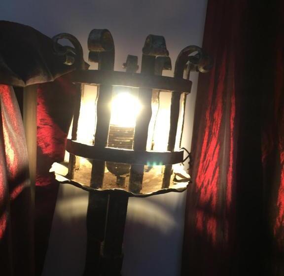 تختخواب و صبحانه Artagnan