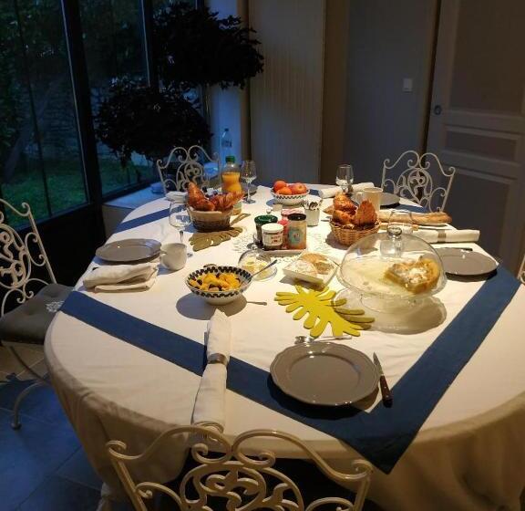 مبيت وإفطار Closerie Des Laudieres