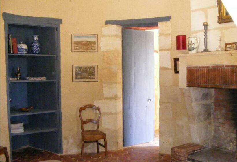 مبيت وإفطار La Chambre De La Tour