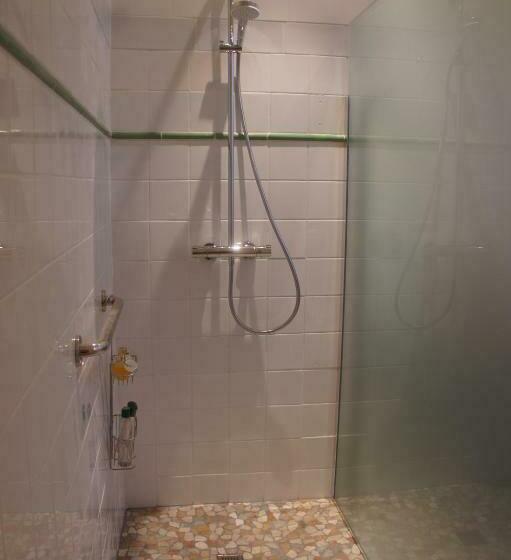 住宿加早餐  La Lauze