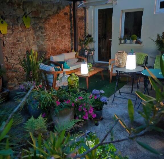 Nocleg ze śniadaniem Maison D Hôtes La Suite 27, Appartement La Suite 27, 3clevacances