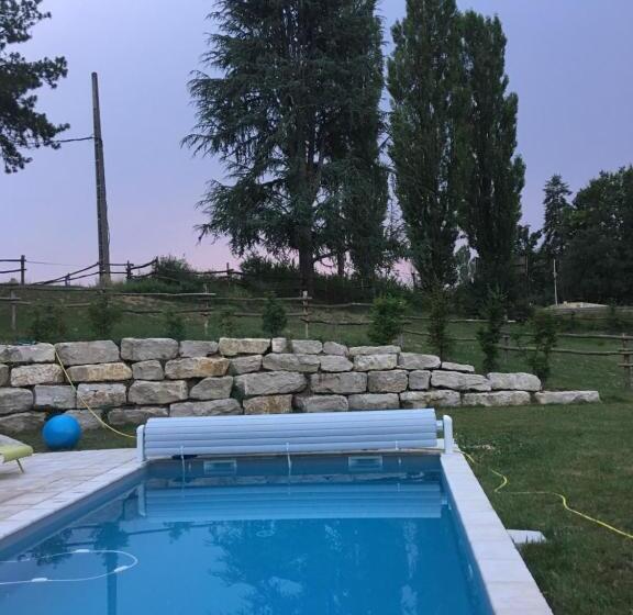 مبيت وإفطار Le Moulin De Saint Julien