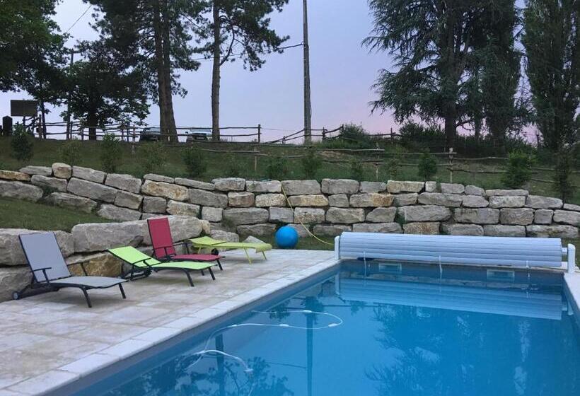 مبيت وإفطار Le Moulin De Saint Julien