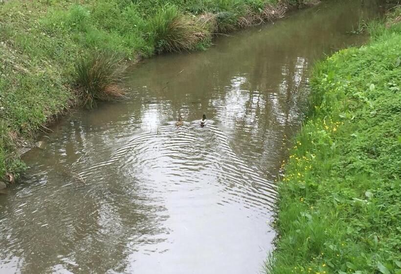 مبيت وإفطار Le Moulin De Saint Julien