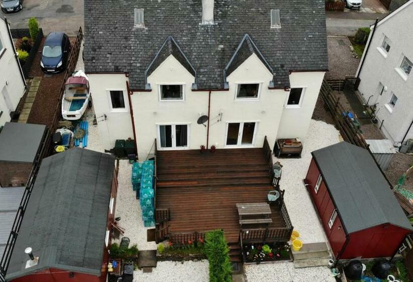 مبيت وإفطار Maggie S