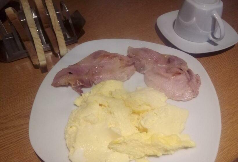 مبيت وإفطار Maggie S