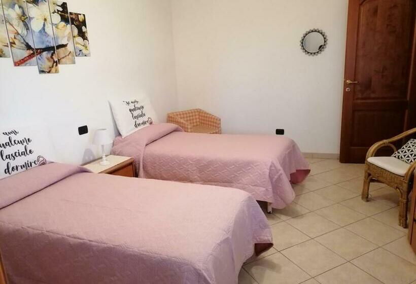 Bed and Breakfast Sa Domo Tua Iun E5942