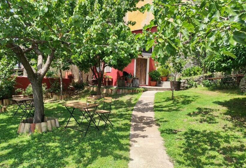 צימר Tana Libera Tutti 1 Nature, Yourself, Love