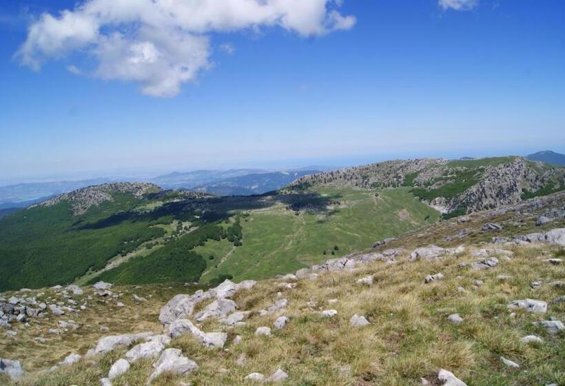 צימר Tana Libera Tutti 1 Nature, Yourself, Love