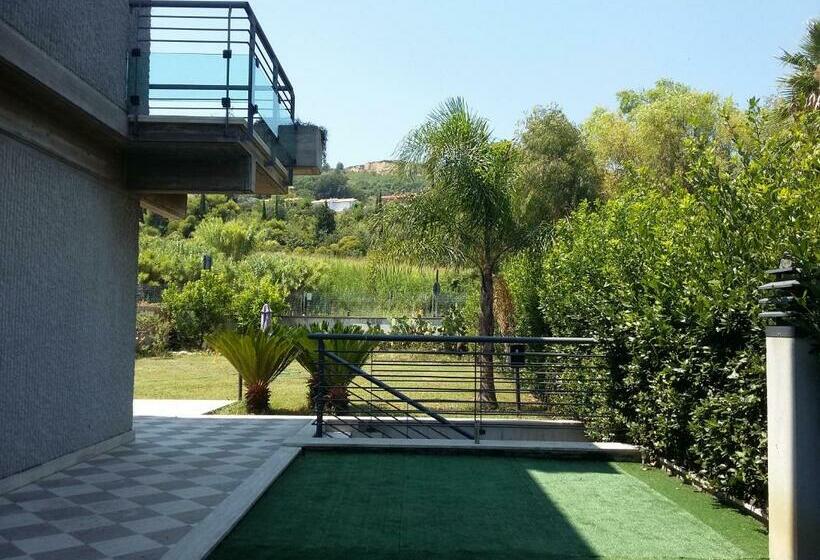 Bed and Breakfast Villa Angela