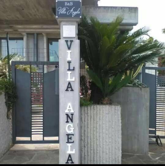 تختخواب و صبحانه Villa Angela