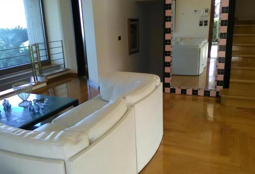 Bed and Breakfast Villa Angela