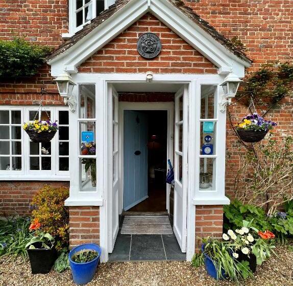 住宿加早餐 Vine Cottage