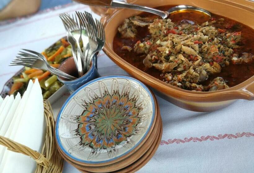 Отель Agropensiunea Valea Fagilor