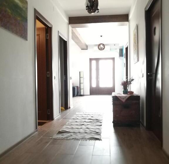 Отель Agropensiunea Valea Fagilor