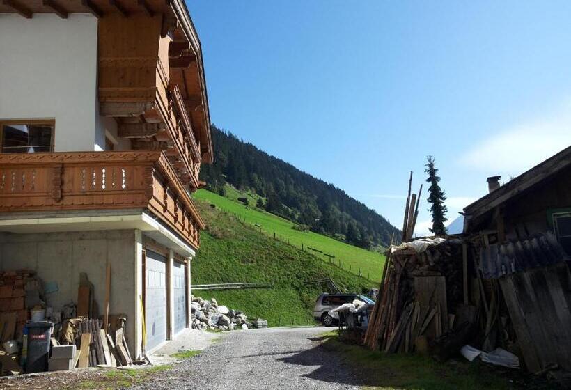 ホテル Bauernhof Entalhof