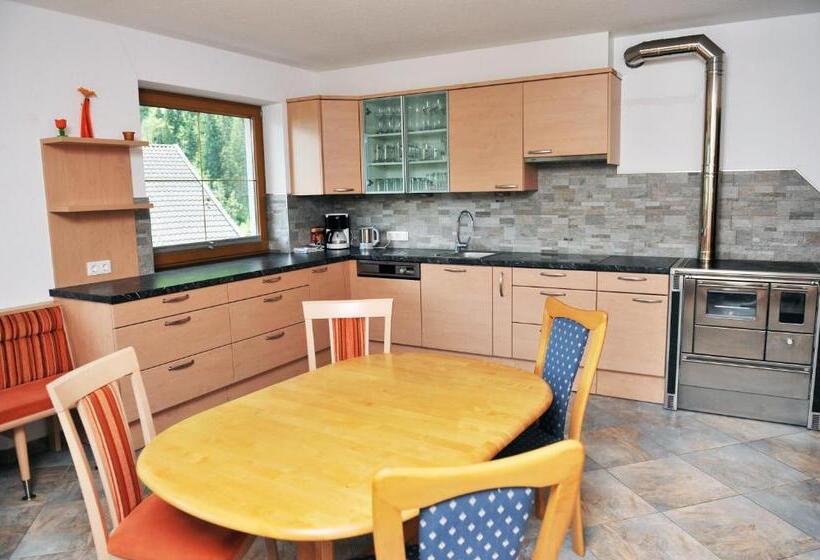 ホテル Bauernhof Entalhof