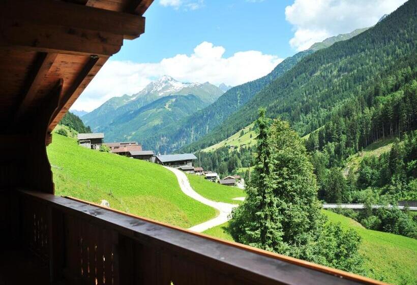 ホテル Bauernhof Entalhof