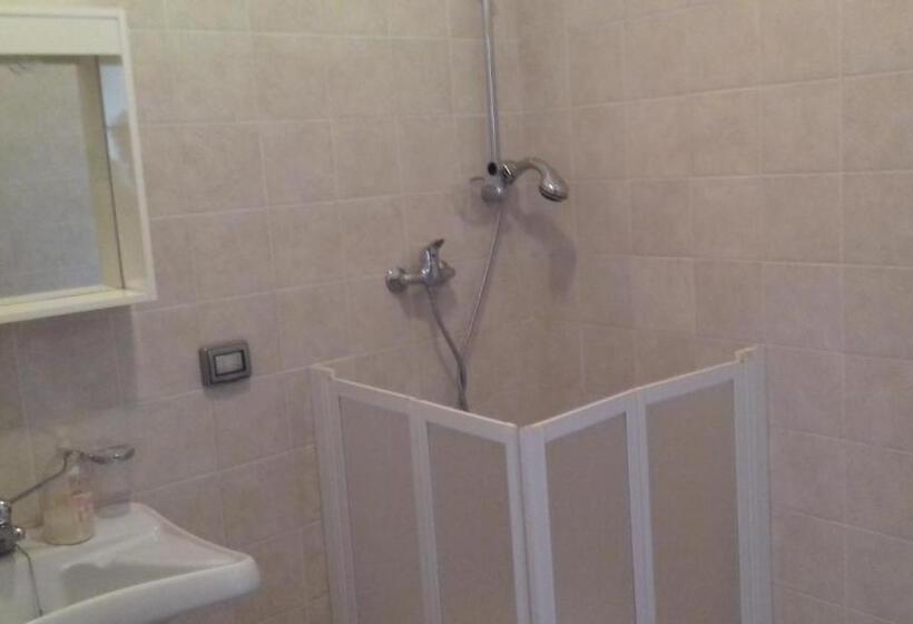 فندق Camping Agriturist Sant Anna