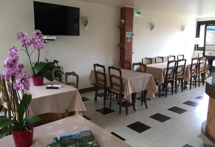 Отель Du Tourisme