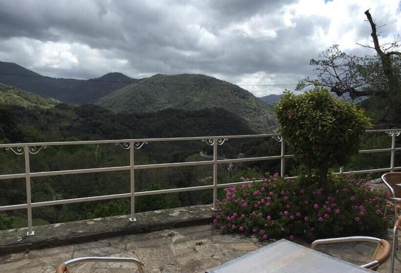 Отель Du Tourisme