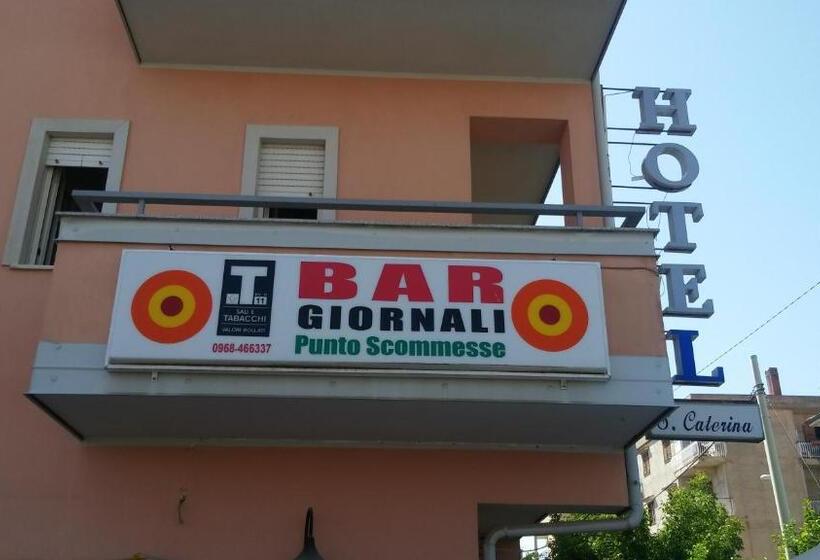 Отель Santa Caterina